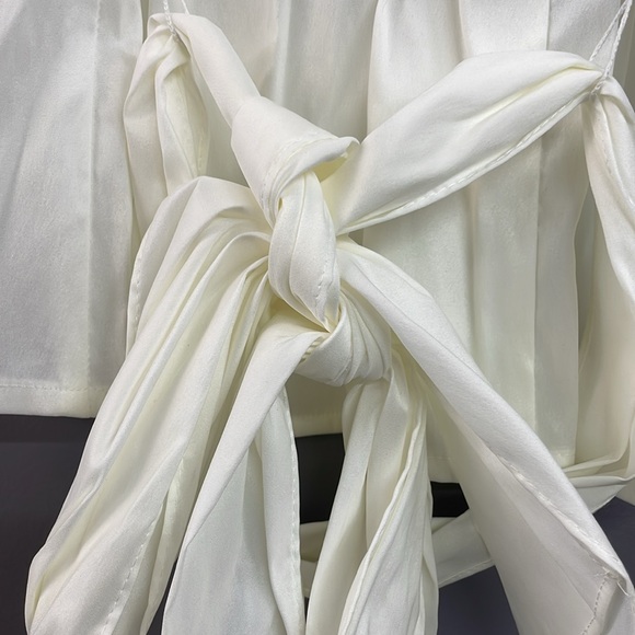 MSK Cream Ruffled Blouse - Picture 4 of 8